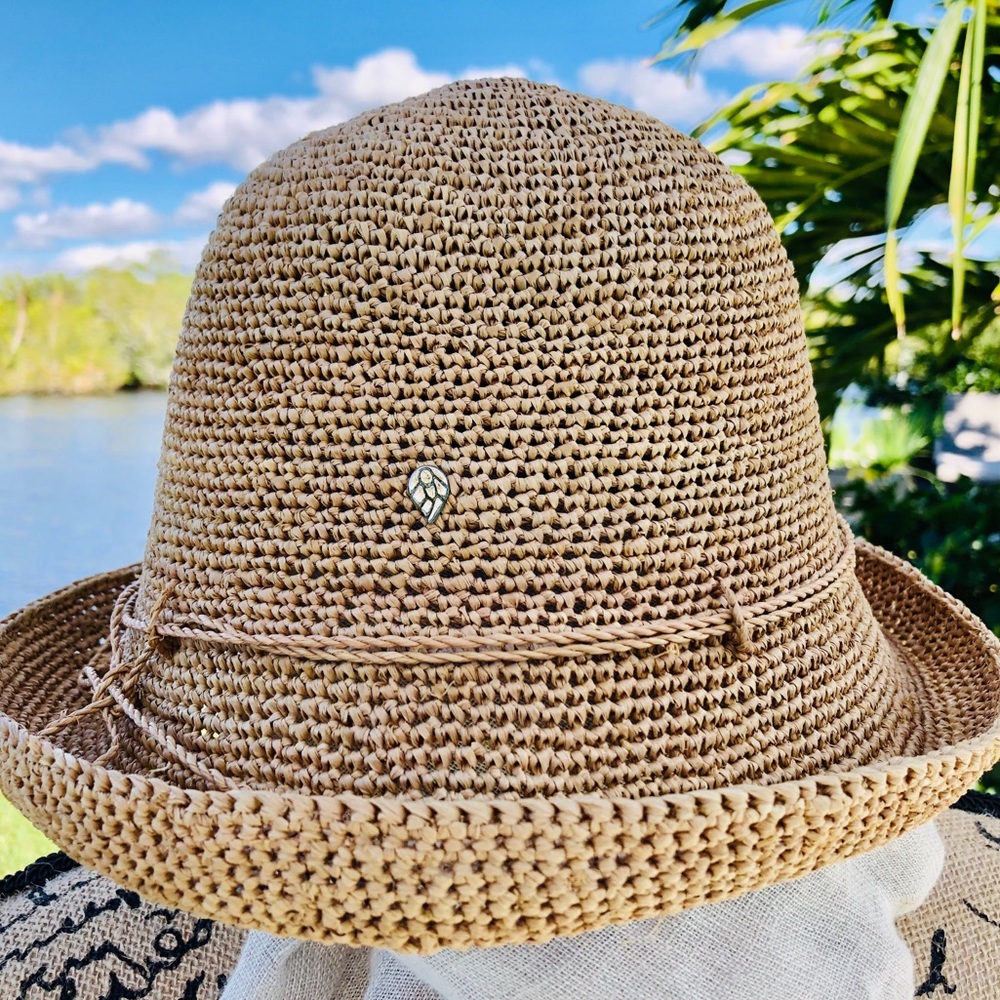 Helen Kaminski Provence Hat